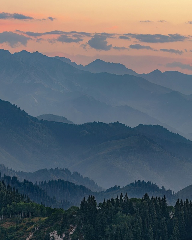 🏔️ Алатау 🇨🇳 🇰🇿