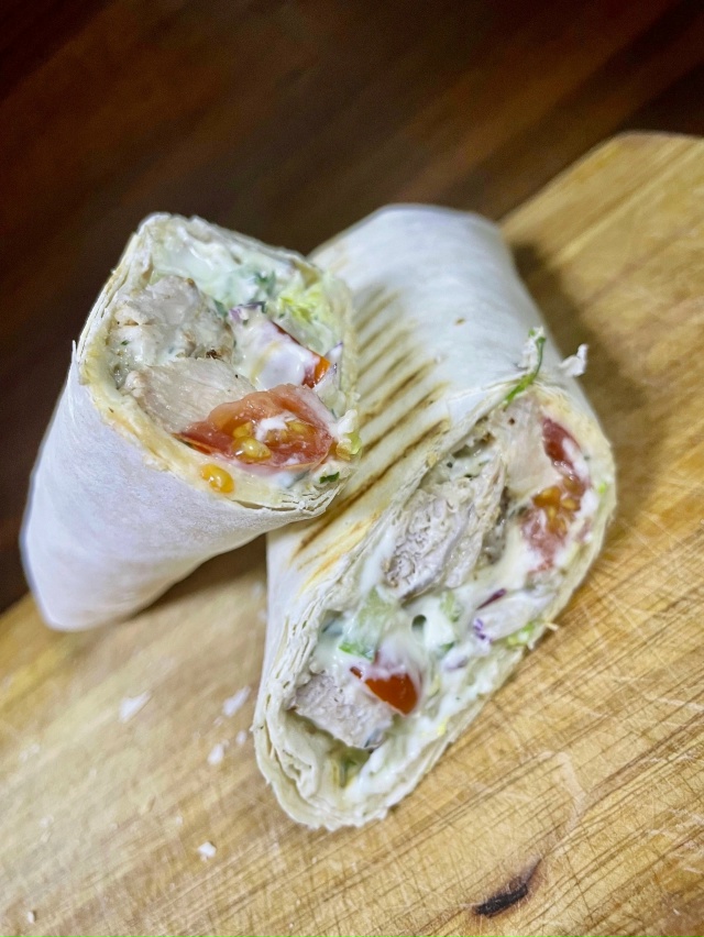 Нет идей для завтрак или обеда?
Тогда Шаурма отлично п?...