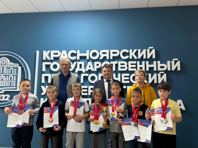 РУССКИЕ ШАШКИ: ПОБЕДНЫЕ СТАРТЫ ЮНЫХ
✳С 9 по 12 октября ...