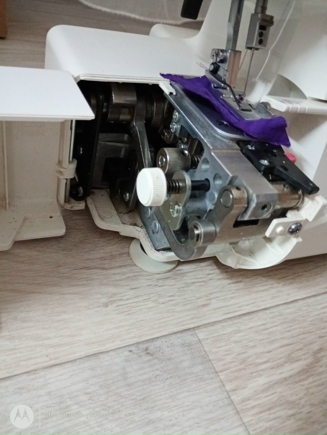 Продам оверлок Janome, произведен в Тайване, стране- миров...