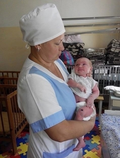 Родила и бросила на рельсах, желая гибели
Страшная си...