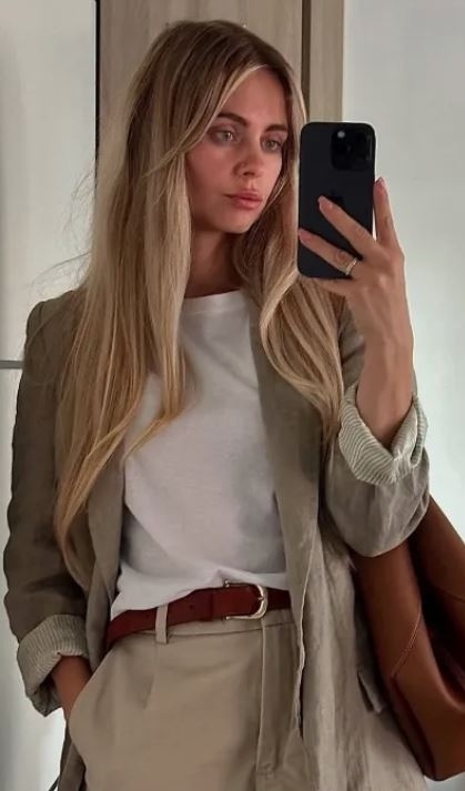 Как сегодня выглядит девушка из клипа «Три полоски» Anim...