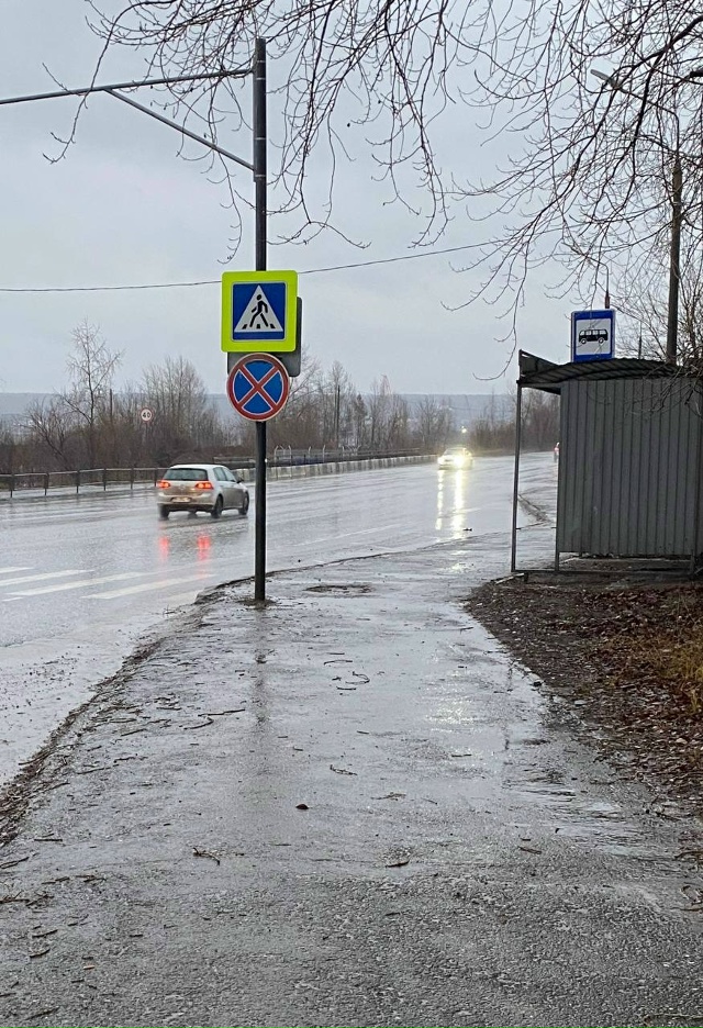 🤬 Кто вы такие! Я шла с мужем: везла коляску и держала н...