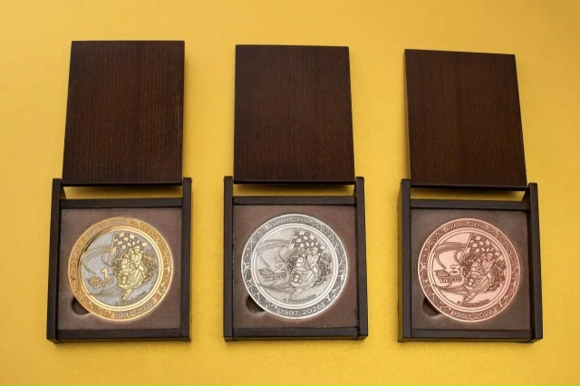 🏆 НАГРАДЫ ПОБЕДИТЕЛЯМ «БУРАН-ДНЯ» ИЗГОТОВИЛИ ОРУЖЕЙН...