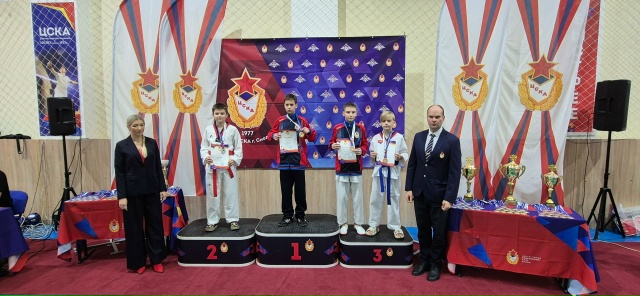 15-16 ноября в Смоленске на базе армейского клуба ЦСКА пр...