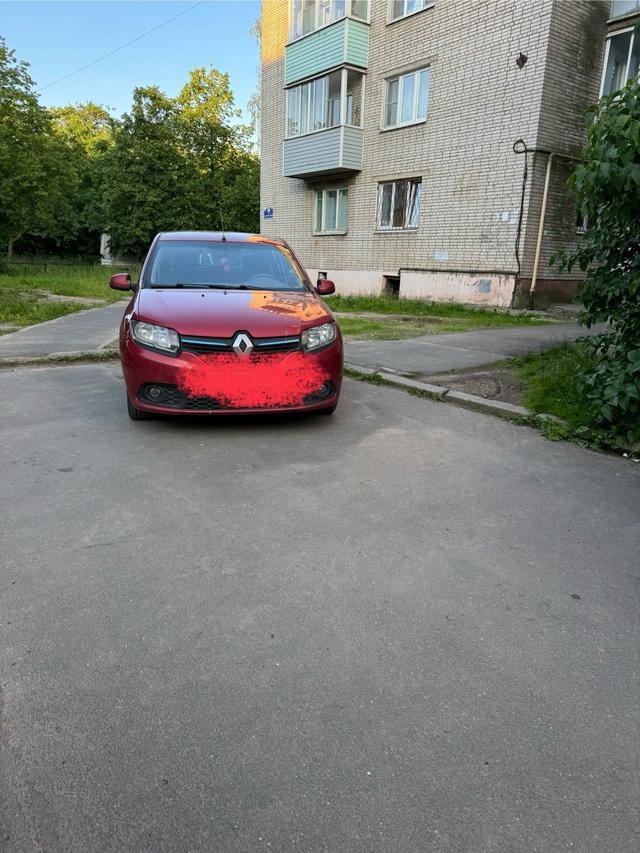 Вот, честно, задолбали! Вы хоть, когда паркуетесь, думай...