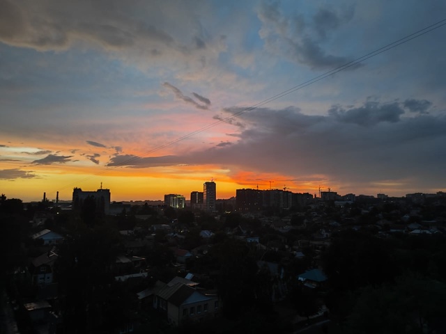 🌄Воронежцы шлют закат. Это нечто 😍