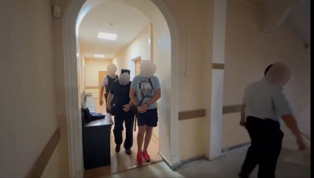 Восемь жителей Ярославской области арестованы по делу...