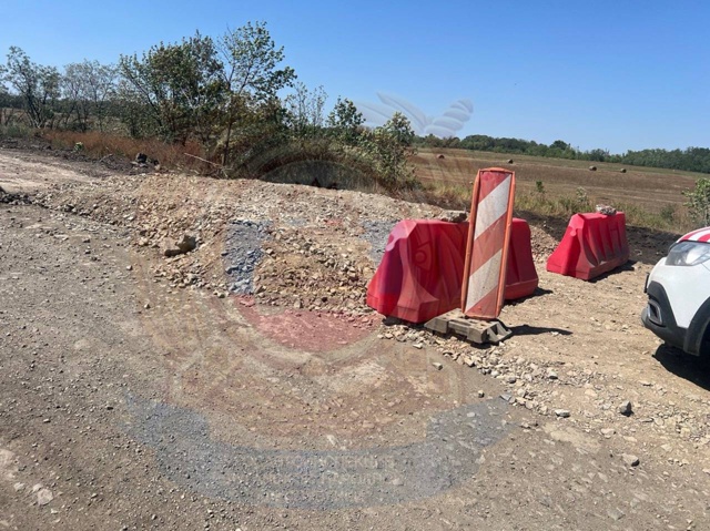 Водитель и пассажир, попавшие в ДТП на мотоцикле, выжил...