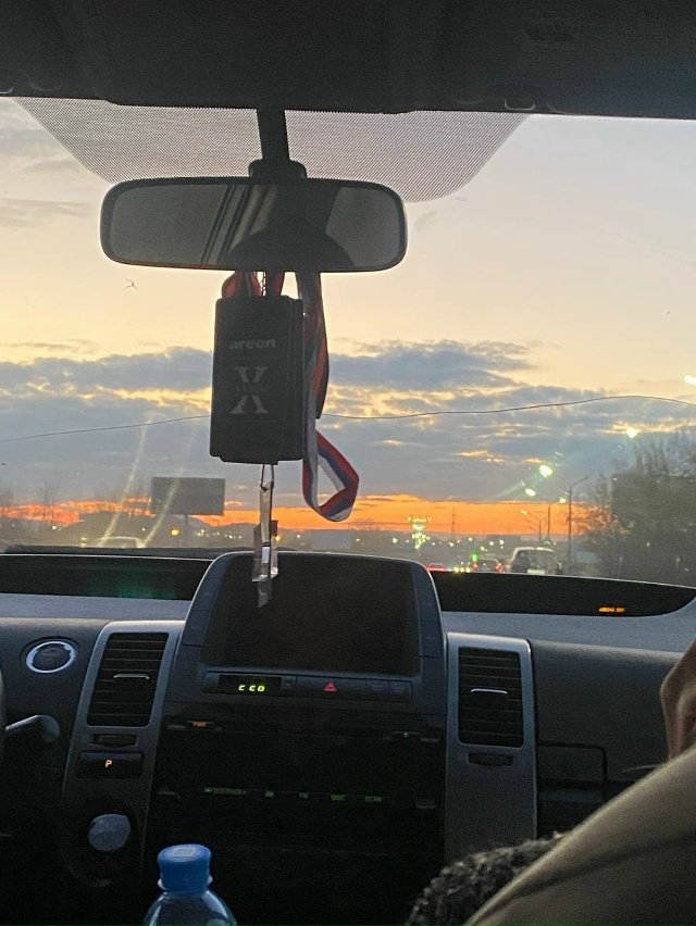 🙏Вчерашний закат между Челябинском и Копейском 🇷🇺