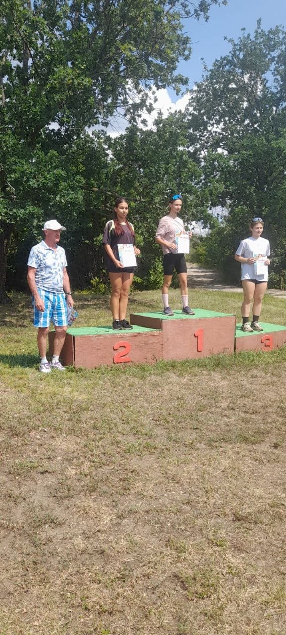 Призовые места в Кроссе‑лыжников 💪👍
На лыжной базе ...