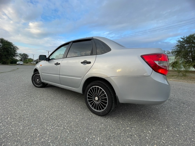 Продам Lada Granta 2013 год.
Автомат.
Кондиционер. Эл.усилител?...