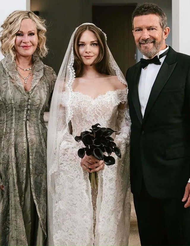 29-летняя дочь Антонио Бандерас Стелла вышла замуж за п?...