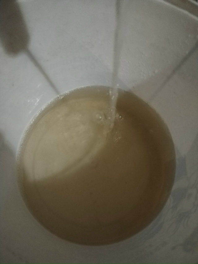 ❗️Жители сообщают, что на Ленина вода уже пошла (первы...