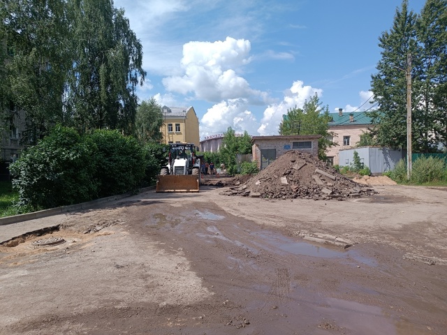 К уничтожению культурного наследия древнего Смоленск?...