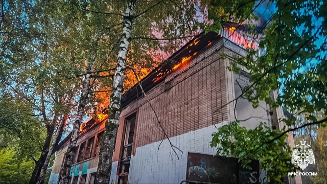 ‼️Пожарные службы работают на месте происшествия в С?...