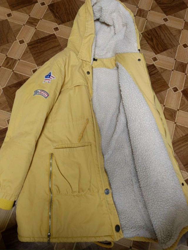 АДМИН,СРОЧНО!
Продам куртки,женские
1,2 фото-синяя,на кл?...