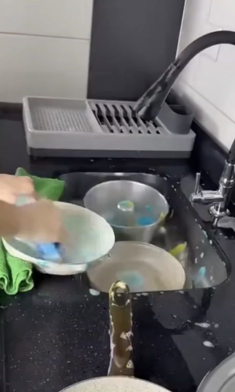 Устроили скачки