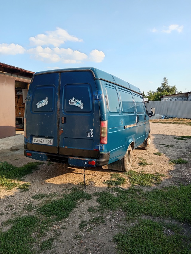 Продам 2005г.в инжектор 405 мотор цена 225торг 89228376006