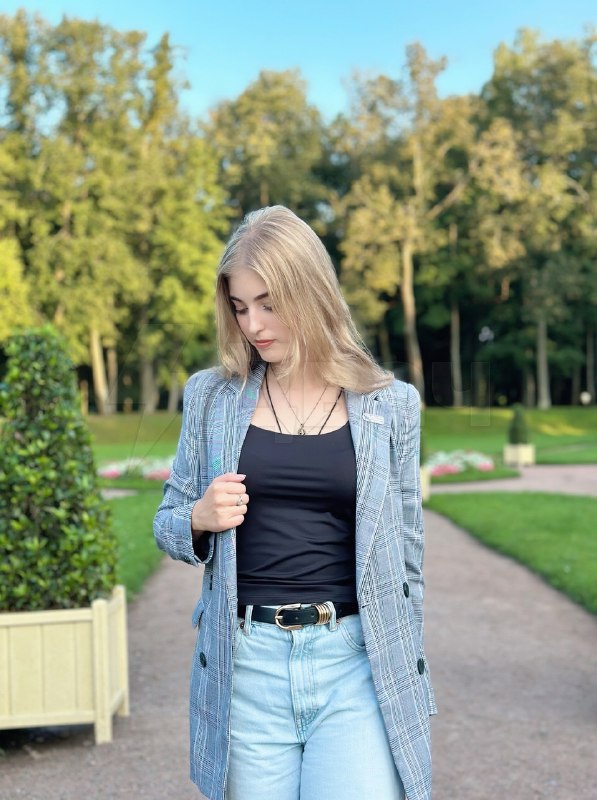 В Питере задержали учительницу английского за секс с двумя 12-летними школьниками — ей грозит до 20