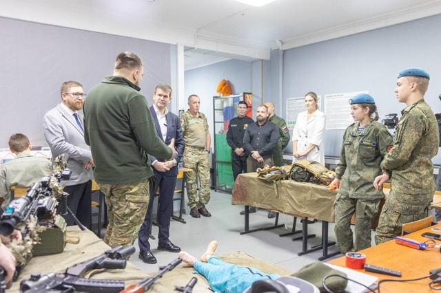 Школьники Орехово-Зуева обучаются управлению квадрок?...