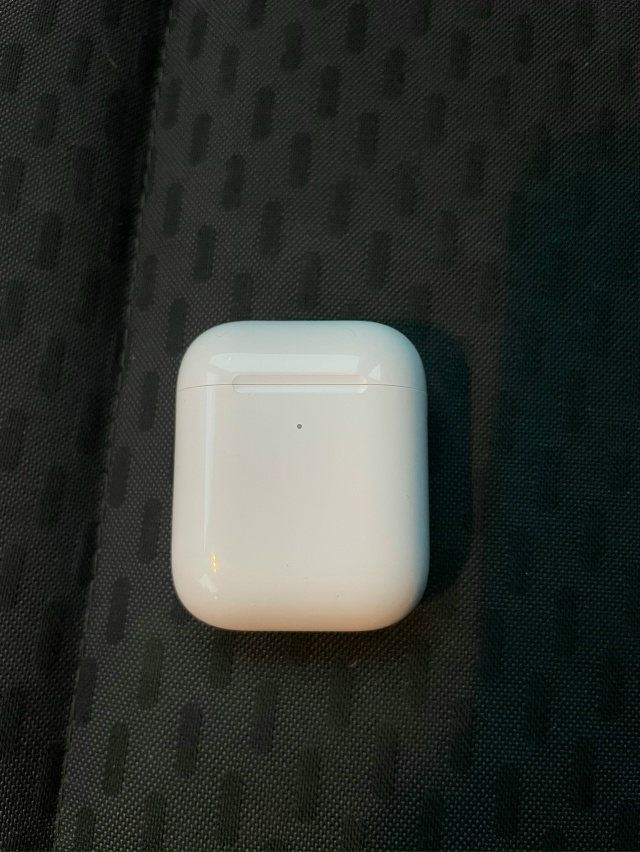AirPods 2. Новые. 4 000₽ вопросы в личку.