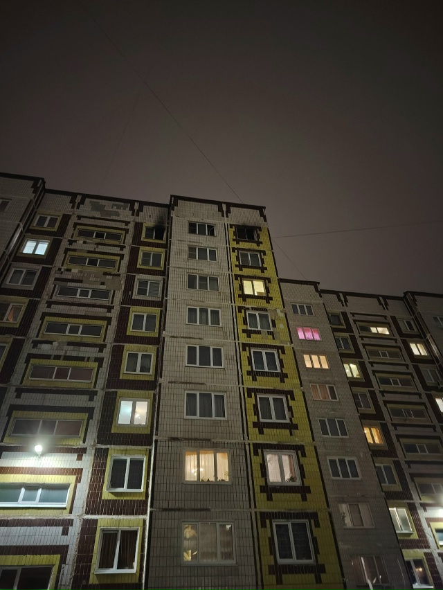 На улице Грибоедова, дом 13 сегодня (29.11.25) сгорела трёшк...