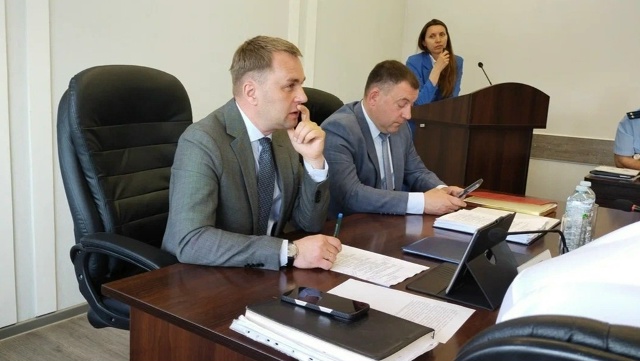 Михаила Шубина лишили полномочий председателя и депут...