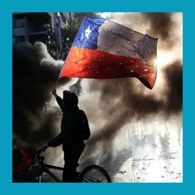 Россиян задержали в Чили за горелку в нацпарке
В нацио...