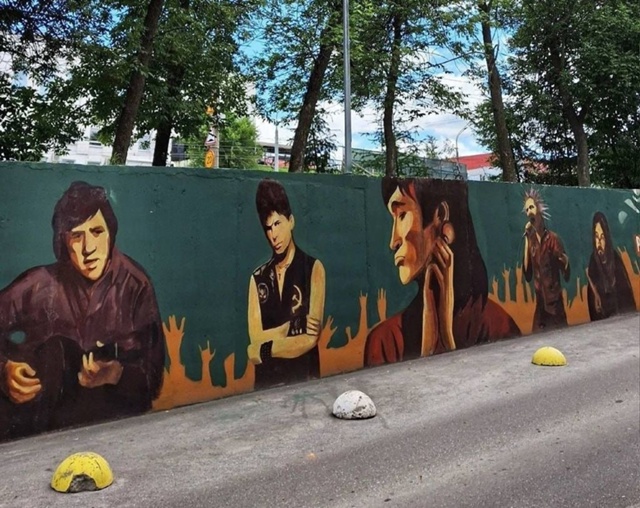 🤘В Ижевске появилась стена памяти ушедшим рок-звёзда?...