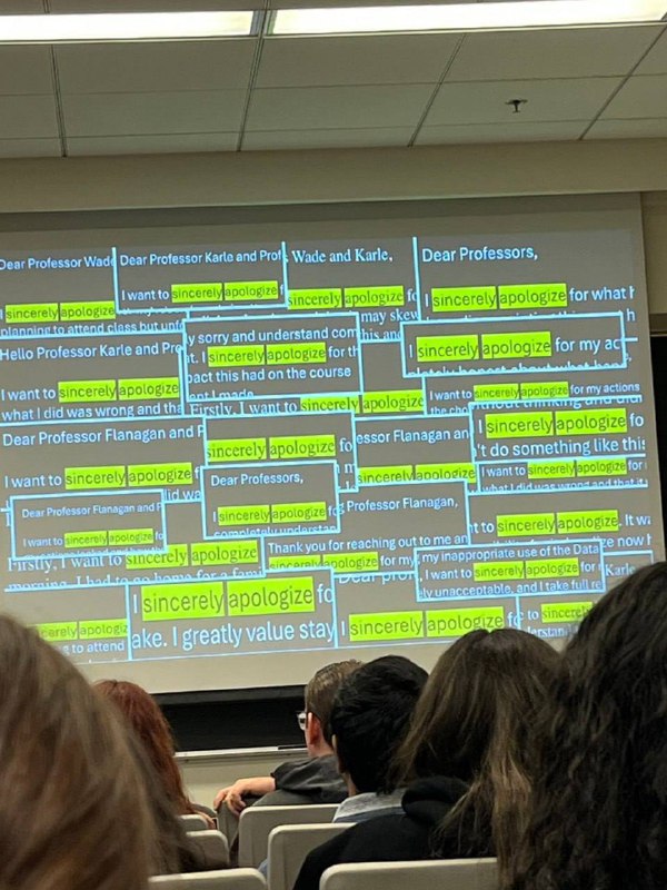 Лол: в одном из колледжей США студентов обязали извиниться за использование ChatGPT. Они не растерял