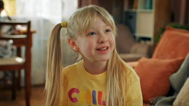 13-летняя Ева Смирнова выбрала очень откровенный наряд,...