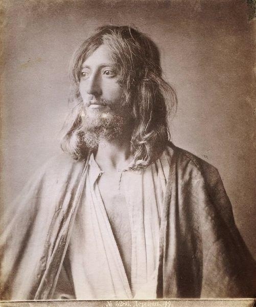 Персидский дервиш.
В исламе так называют странствующ...