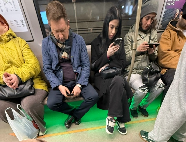 Сегодня ехали с тобой по зеленой ветке в сторону Ховри?...