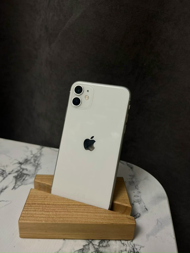 Продам айфон 11 на 128 гб
АКБ 72%
Внешне идеал
На фотках в з?...