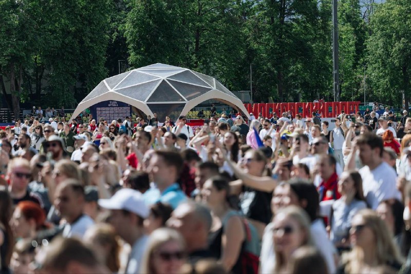 ⚽️ 24 мая с 10:00 в «Лужниках» пройдёт масштабный День футбола
На территории олимпийского комплекса