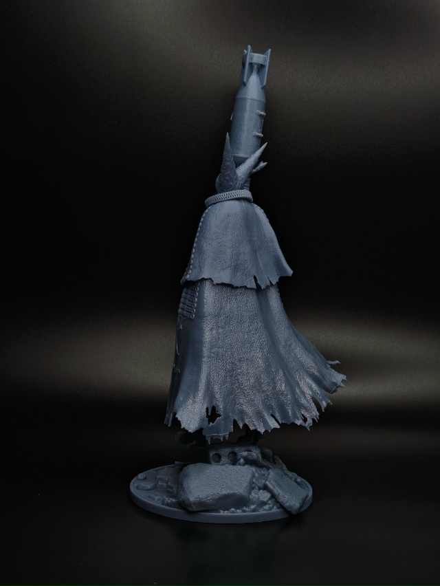 Артиллерийская ведьма, общая высота фигурки 27 см
Фигу?...