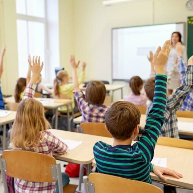 В России предложили ввести 12-летнее школьное обучение ...