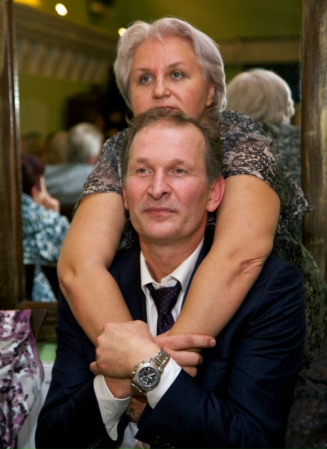 Когда мы с женой расписывались, все спрашивали: «Вы что...