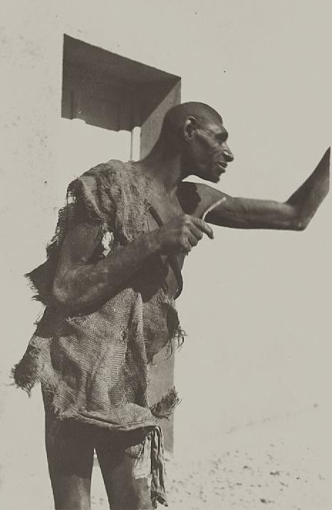 В Марракеше был найден человек по имени Аззо Бассоу, ко...