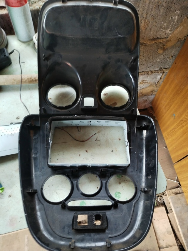 Продам рамку на гранту 500р 89878993609