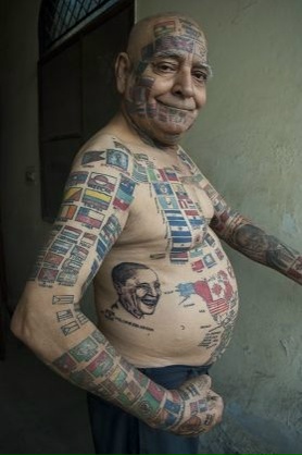 Индиец Хар Паркаш Риши, называющий себя Гиннесс Риши, у...