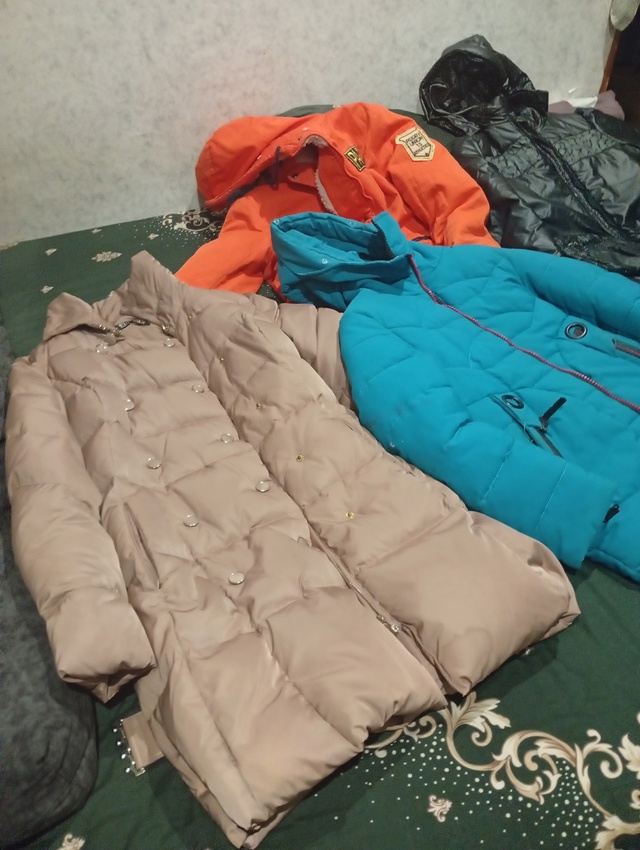 Отдам вещи для дома может кому пригодится.