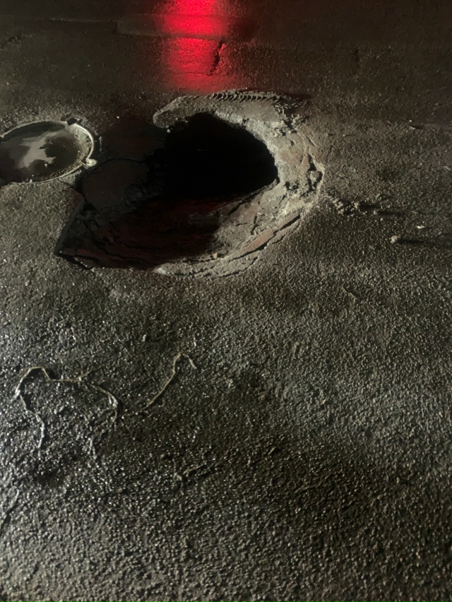 Сегодня вечером на улице щурова наблюдали такую карти?...