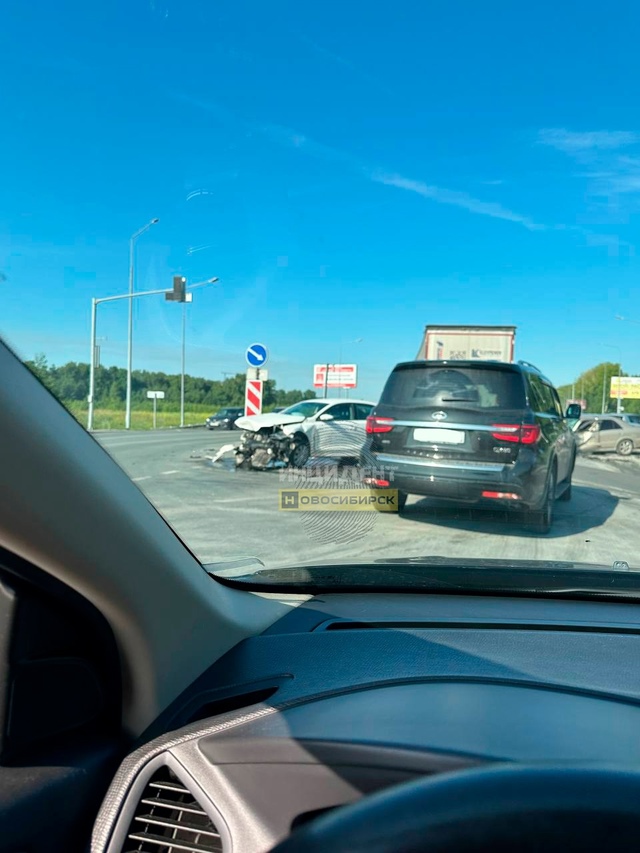 Ηa тpacce в Ηoвocибиpcкoй oблacти, мeжду пocёлкaми Сeвepный и Озёp?...