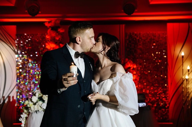 Привет🫶🏻
Готова поделиться фото с нашей свадьбы, рос...