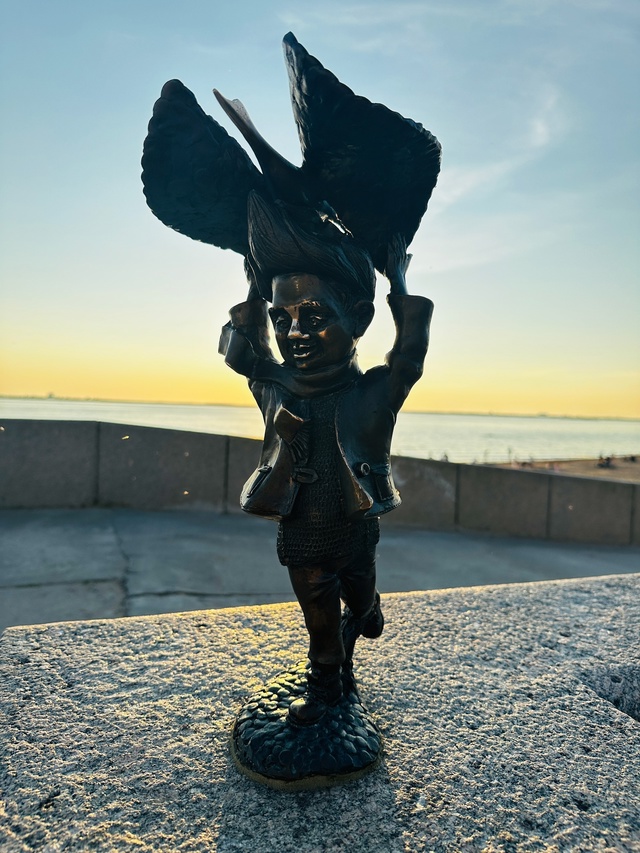 Привет, Луга, с берегов Северной Двины, г. Архангельск.
#...