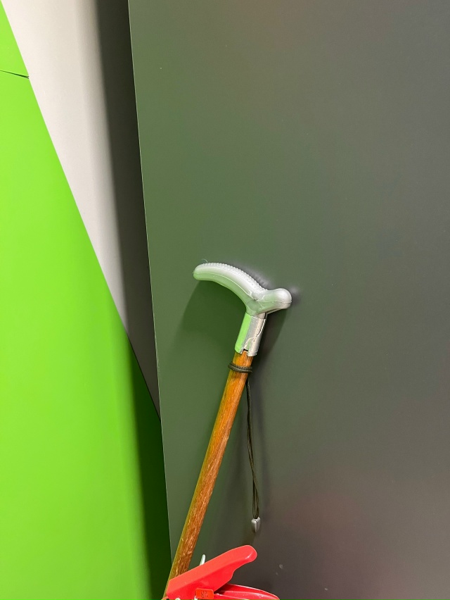 Ждет своего хозяина в Пятерочке на Щурова