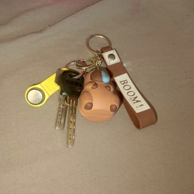 Ежедневно в 21 час по местному времени Ваши вопросы.
1⃣ ...