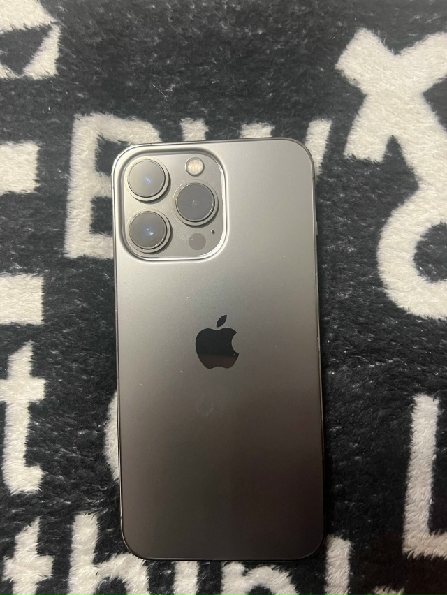 Фото 1-3. Продам айфон 13 про, 31000₽
[id609509103|Egor Platonov]
Фото 4-5....